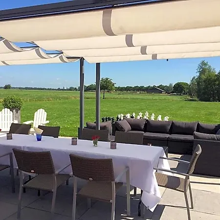 The Waverly House Ouderkerk aan de Amstel