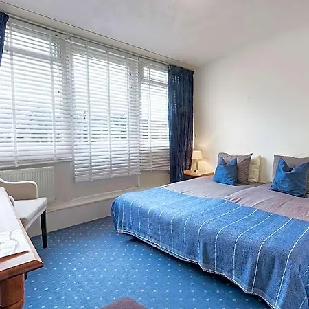 The Waverly House Bed & Breakfast