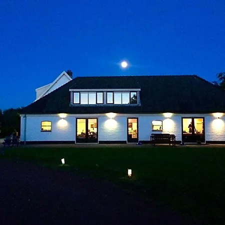 The Waverly House 4*
